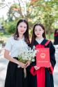 ẢNH 4. THỦ KHOA VÀ GV TOÁN.jpg - 